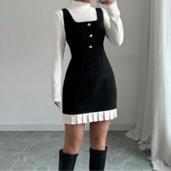 Dresses & Skirts - Black Sleeveless Tweed Dress with pleated hem.  Estimated Size S.  Brand new.